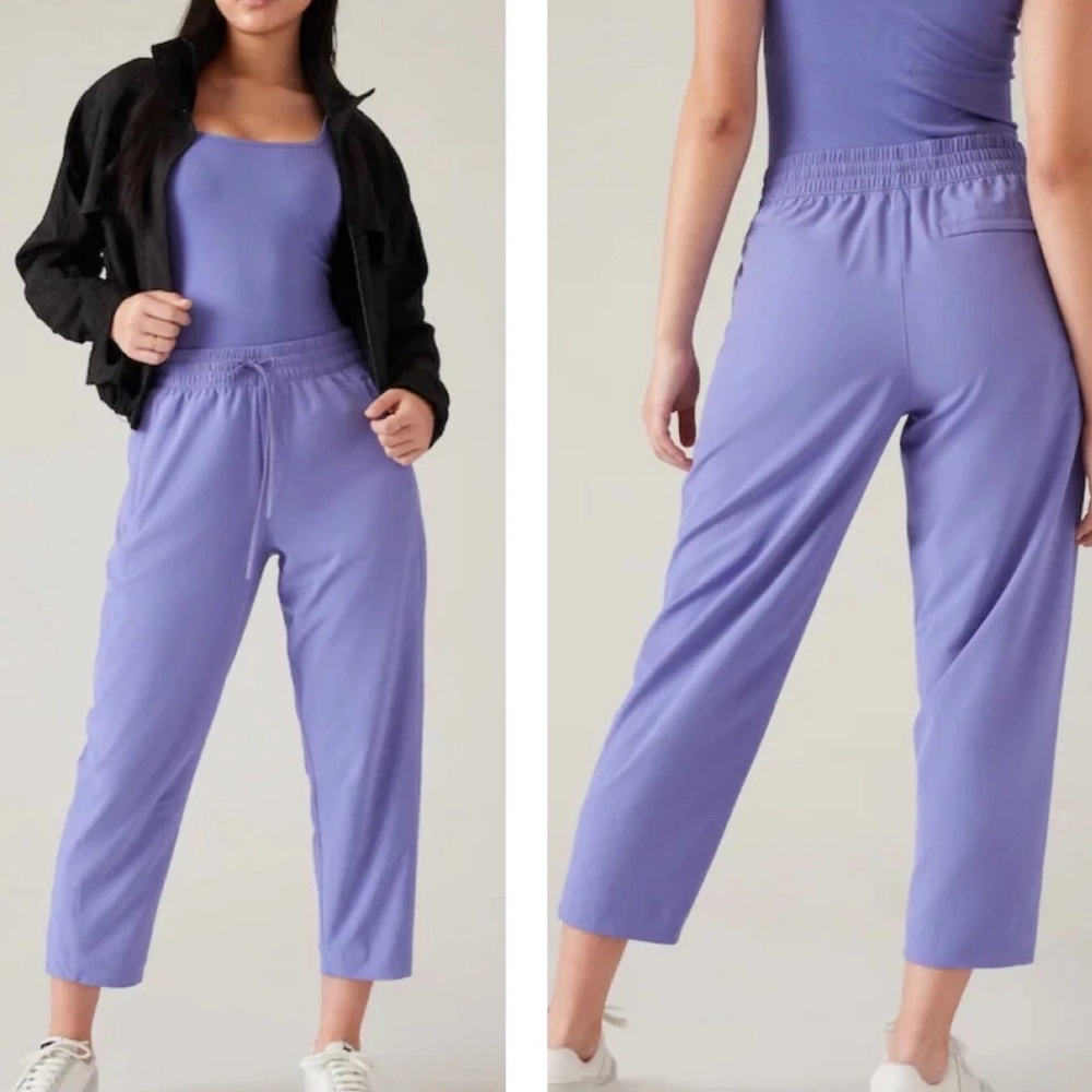 Athleta Cropped Lightweight Pant Jogger Lavender Size 16
